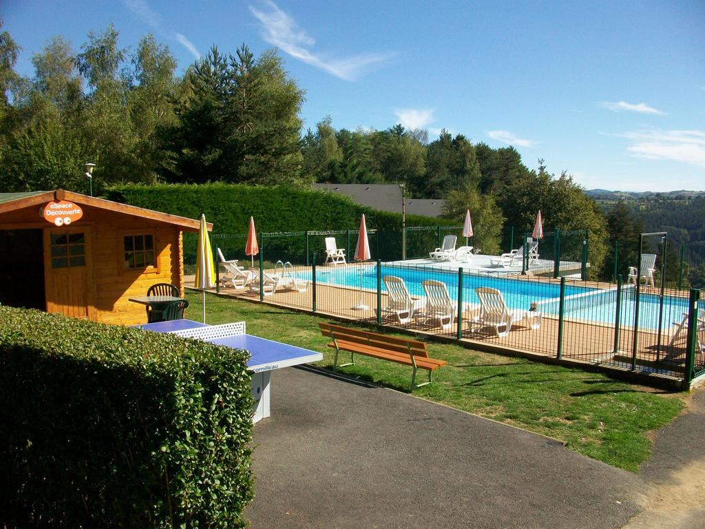 Hotel Vvf Aubrac Chaudes-Aigues Zewnętrze zdjęcie