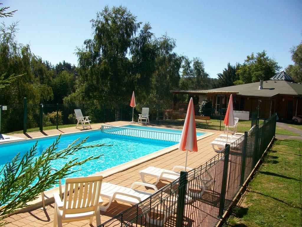Hotel Vvf Aubrac Chaudes-Aigues Zewnętrze zdjęcie