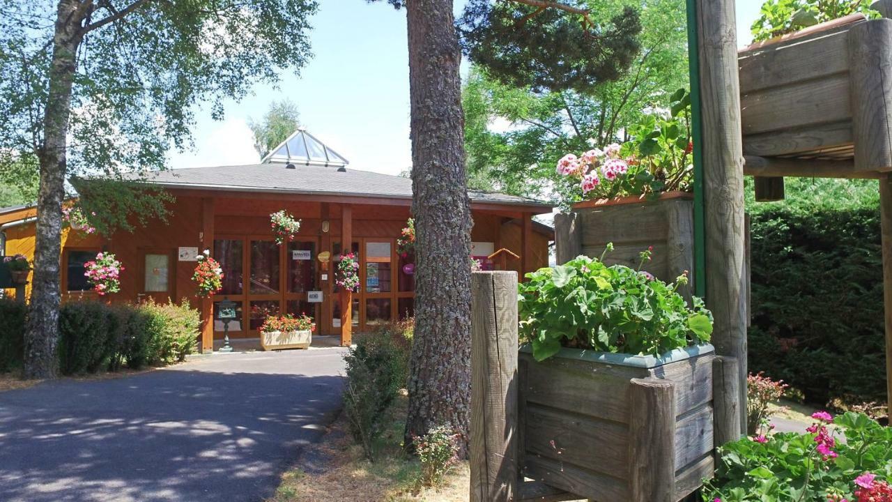 Hotel Vvf Aubrac Chaudes-Aigues Zewnętrze zdjęcie