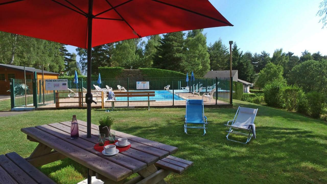 Hotel Vvf Aubrac Chaudes-Aigues Zewnętrze zdjęcie