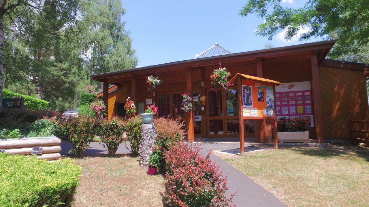 Hotel Vvf Aubrac Chaudes-Aigues Zewnętrze zdjęcie
